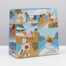 Gift Laminated Square, packaging, “cruise”, 22 x 22 x 11 cm