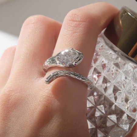 Ring "Snake" wriggling, white color in silver, dimensionless-2