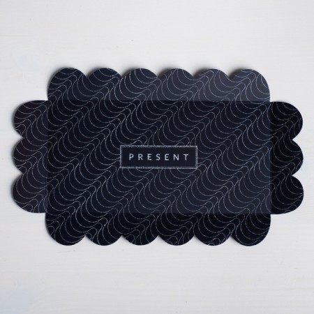 Cookie box, confectionery packaging with PVC lid, Present, 21 x 10.5 x 3 cm-2