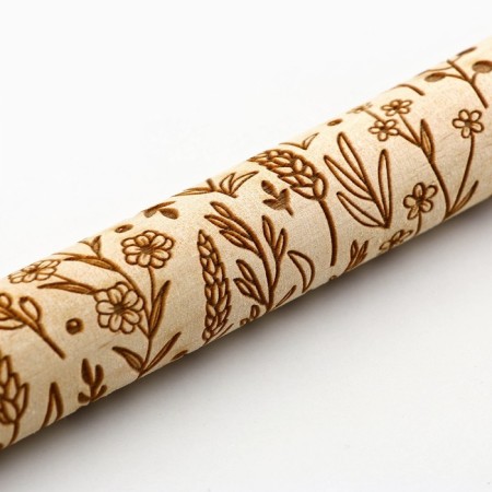 Wooden rocking with patterns "Flower meadow" for baking, 30 cm-3