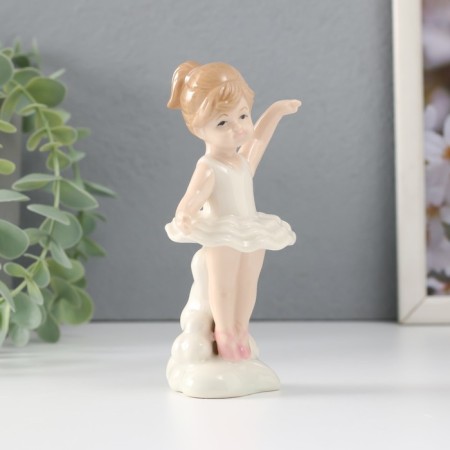 Souvenir ceramics "Little ballerina in a white pack" 6x5x13 cm-3