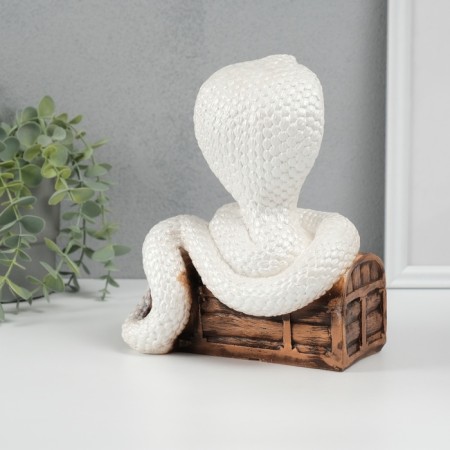 New Year's figure "Cobra on the chest" 20 x17 x 12 cm.-2