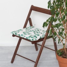 Siddle on the chair of the shade 