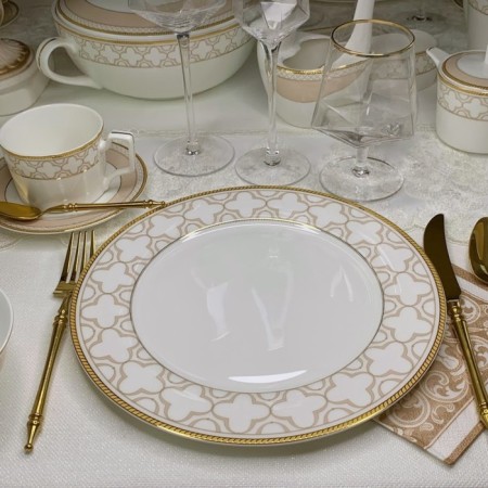 A set of 6 plates Lenardi, D = 27 cm-1