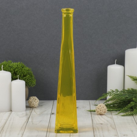 Vase "Strelka" is tetrahedral, yellow 29x5.5x5.5 cm, V = 0.2l (1560)