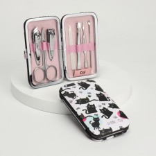 The manicure set 