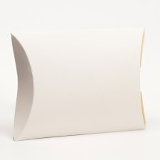 Folding white box, 19 x 14 x 4 cm