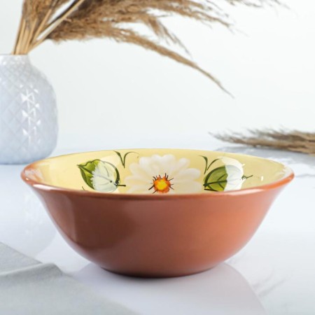 The "Appetitive" dish with painting, chamomile