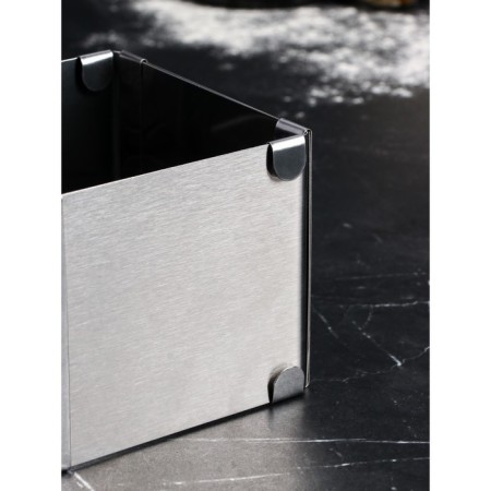 Baking form with “square” size adjustment, h -8.5 cm, 10x10 - 18x18 cm-3