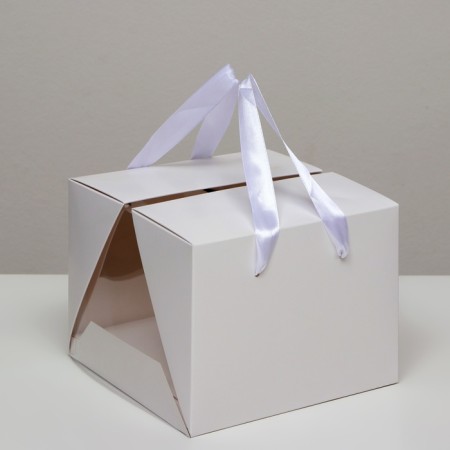 Box under the bento-port with ribbons, white, 18 x 18 x 14 cm