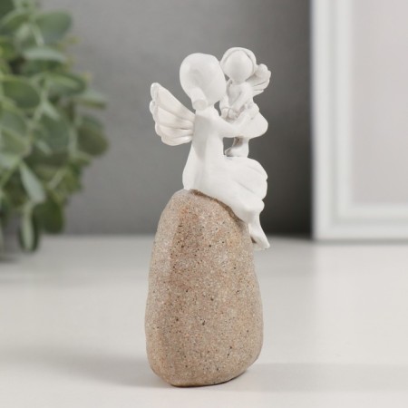 Polystone souvenir "Mom with an Angel daughter, on a stone" 5x3.5x10.5 cm-1
