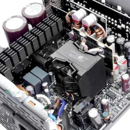 Thermaltake ATX 850W, 24+4+4pin, APFC, 140 mm FAN, Color LED 12XSATA, RTL-4