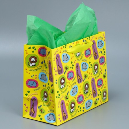 Gift package laminated with quiet, packaging, “Smile”, MS 23 x 18 x 10 cm-1