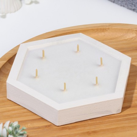 Figure Aromatic candle in concrete "hexagon", 14.5x2 cm, white, jasmine and patchouli