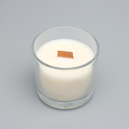 A candle made of soy wax in a glass with a wooden wick "Forest Raspberry", 65 grams-2
