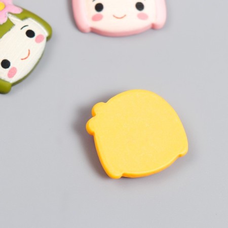 Decor for creativity Plastic "Girl with Flower" MIX 2x2 cm-2