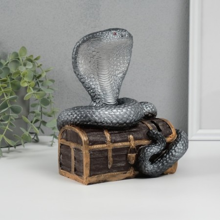 New Year's piggy bank "Cobra on the chest" 20 x 17 x 12 cm.-3