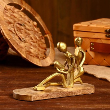 Souvenir "steam" aluminum, tree 25.4x10.2x26.7 cm (brass coating)