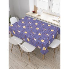 The tablecloth on the table 