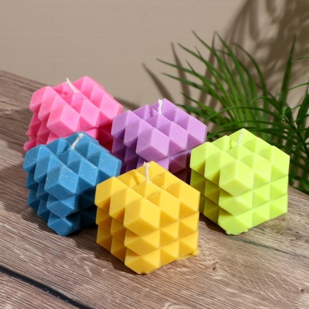 Candle "rhombics" 6x6x6 cm, soy wax mix-4