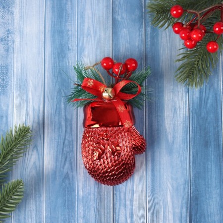 Jewelry decoration "Handle with berries" 12x6.5 cm, red