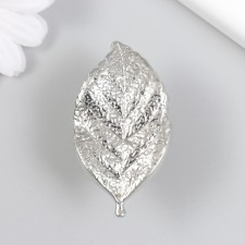 Handle for the casket metal 