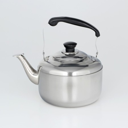 Kettle with stainless steel whistle, 3 l, chrome color