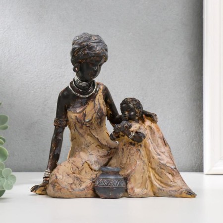 Souvenir Polystone "African with a child" under a tree 18.5x17.5x10.5 cm