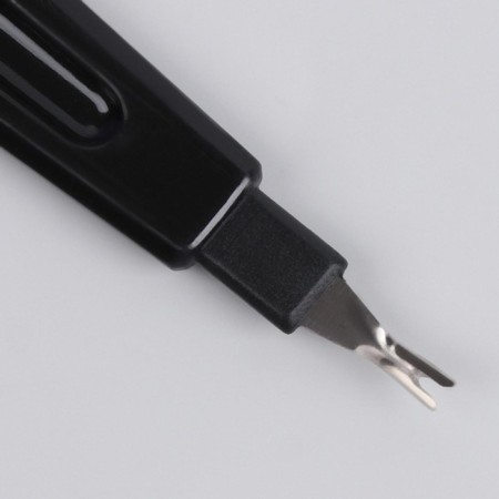 Metallic-trimmer for nails, perforated, with a protective cap, 15 cm, in a case, black color is black-2