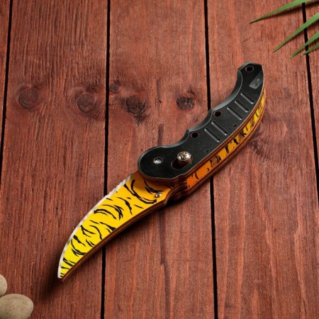 Wooden souvenir "Automatic folding" tiger-1