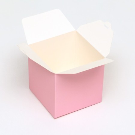 The box is folding, square, pink, 8 x 8 x 8 cm,-2