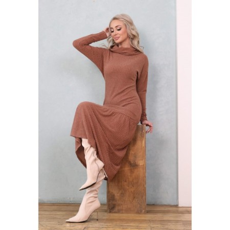 Women's dress, size 46-7