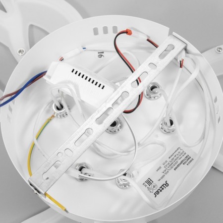 The chandelier is LED DIM. Legante 3-mode 48W 2700-6400k white Ritter-9