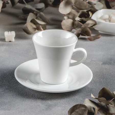 Porcelain cup tea with a saucer, 210 ml, d = 14.5 cm