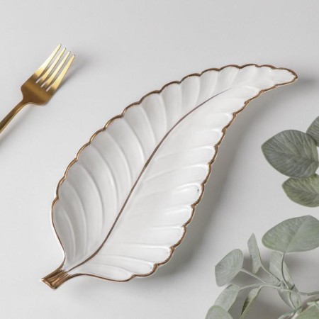 Ceramic serving dish "Rapsodia. Sheet ", 29 × 12 × 2.5 cm, white color