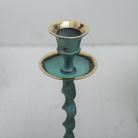 Climber under the old "Viral" Brass 7.5x7.5x18 cm-2