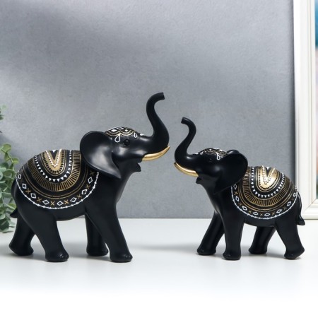 Polystone souvenir "Indian black elephants with a pattern on the Popon" N-r 2pp 18x7x17 21.5x8.5x21 cm 735555
