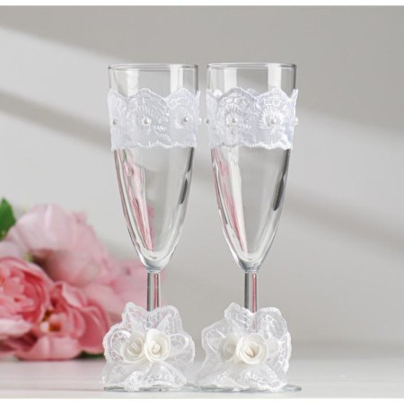 The set on the table of the newlyweds "Harmony", white-5