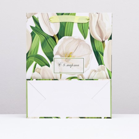 Laminated package "from March 8", 26 x 32 x 12 cm-1