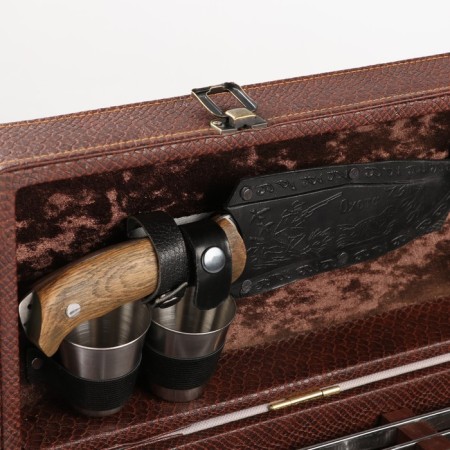 Set with shampoos Gift "Elite-M" in a box from eco-leather No. 11-4