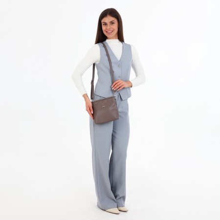 Cross-Bodi Bag on a zipper, the color is gray-beige-8