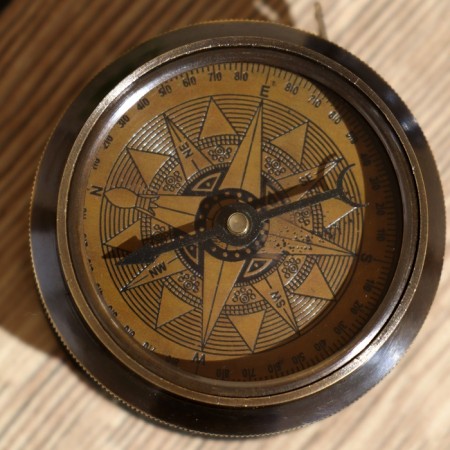 Compass with a measuring tape 6x6x4.5 cm, brass-2