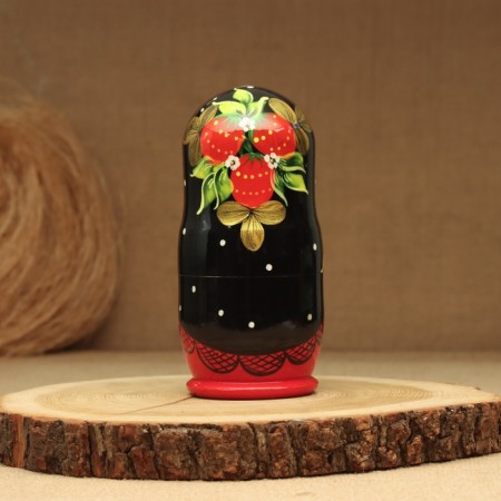 Nesting doll "strawberry", black scarf, 5 puppet, 18 cm-5