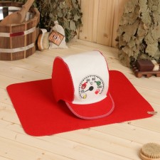 Set for a bath: a hat and rug 
