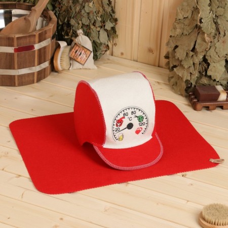 Set for a bath: a hat and rug "degrees" red