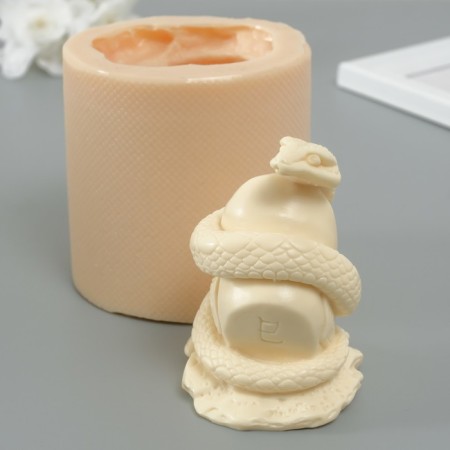 Molds Silicon "Snake. I knocked wisdom." 8.5x6.5x5.5 cm