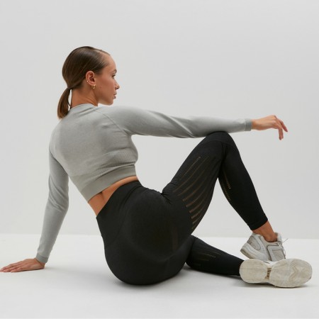 TOP with a long sleeve Minaku: Sportly; Color gray rr r l-4