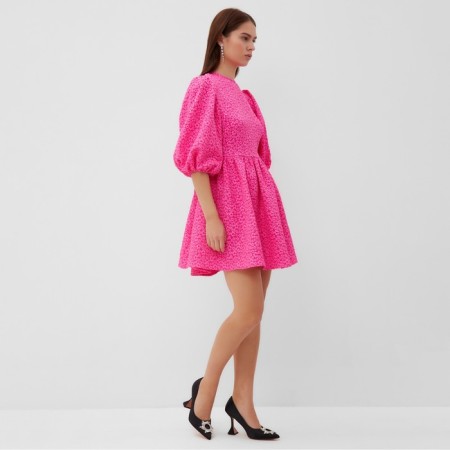 Women's dress with a neckline on the back MIST, p. S, pink-3
