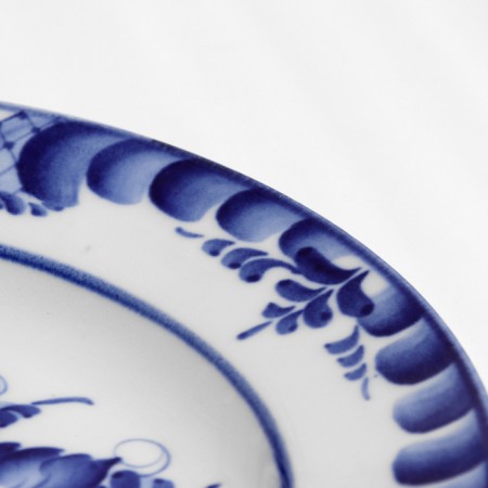 Plate "Flower", d = 24 cm, gzhel-1