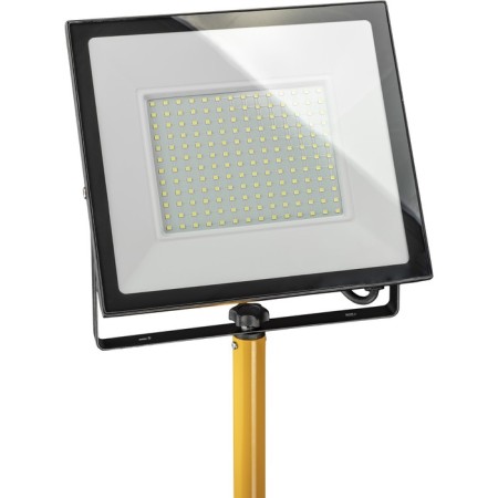 A tripod for a spotlight, 1.6m, single, Rev-1